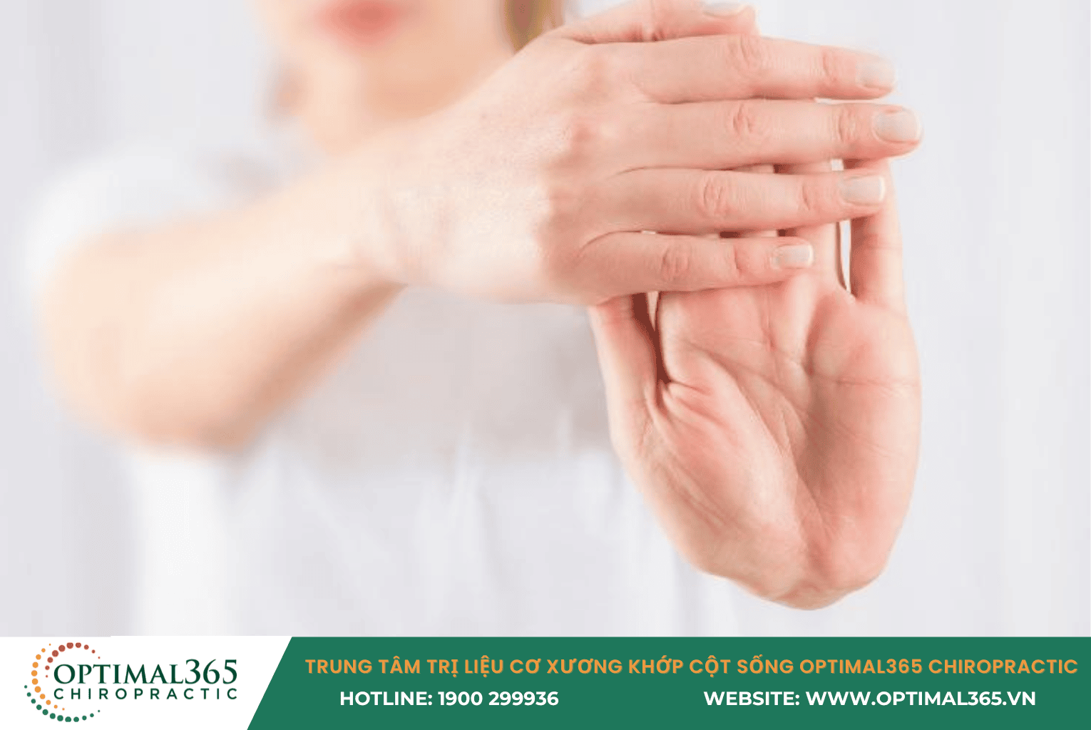 Kéo giãn và xoay cổ tay