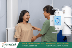 Digital X-ray scan used in chiropractic spinal screening at Optimal365