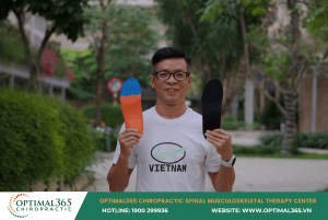 Orthotic insoles supporting feet when choosing the right sports shoes